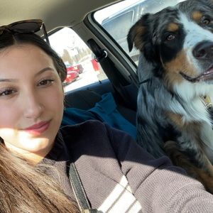 Meet your Posher, Julia